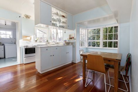 Photo of property in 2/125b Tasman Street, Nelson, 7010