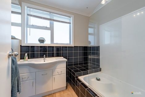 Photo of property in 2a Mcbain Grove, Avalon, Lower Hutt, 5011