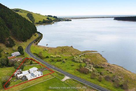 Photo of property in 2273 Tuakau Bridge-port Waikato Roa, Port Waikato, 2695