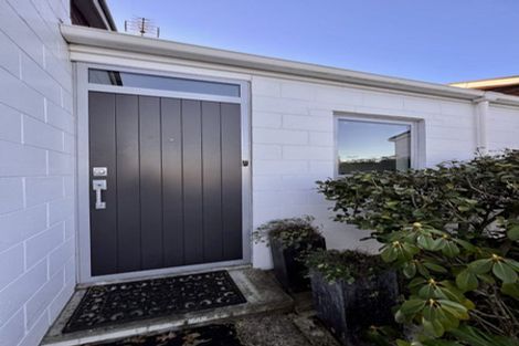 Photo of property in 2/39 Grahams Road, Ilam, Christchurch, 8041
