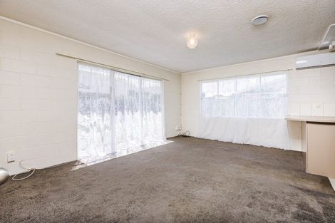 Photo of property in 4/29 South Street, Papakura, 2110