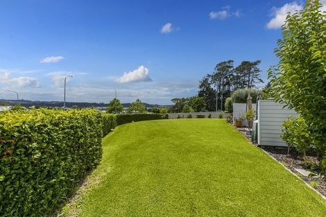 Photo of property in 14/40 Scarlet Oak Drive, Schnapper Rock, Auckland, 0632