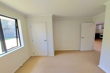 Photo of property in 45 Kittiwake Drive, Schnapper Rock, Auckland, 0632