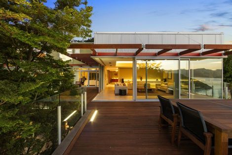 Photo of property in 56 Governors Bay Road, Cass Bay, Lyttelton, 8971
