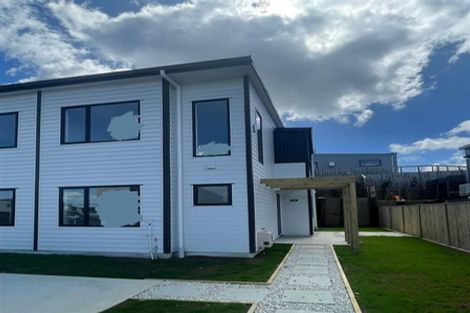 Photo of property in 20b Crestview Rise, Papakura, 2110