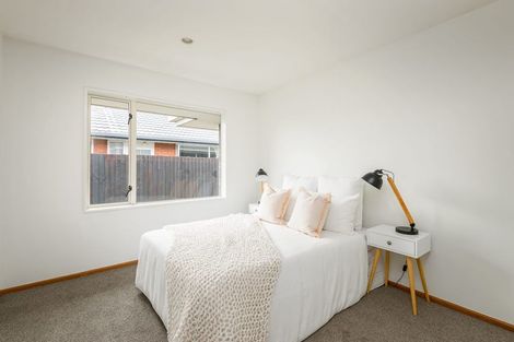 Photo of property in 8 Fieldmoor Place, Parklands, Christchurch, 8083