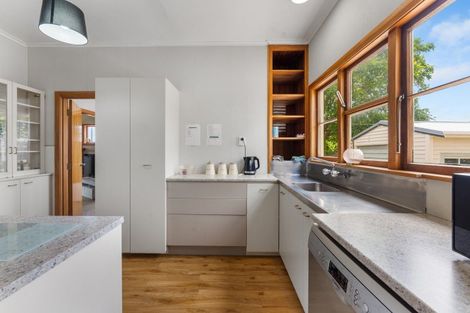 Photo of property in 63 Brightwater Terrace, Terrace End, Palmerston North, 4410