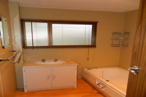 Photo of property in 10 Finn Place, Titahi Bay, Porirua, 5022