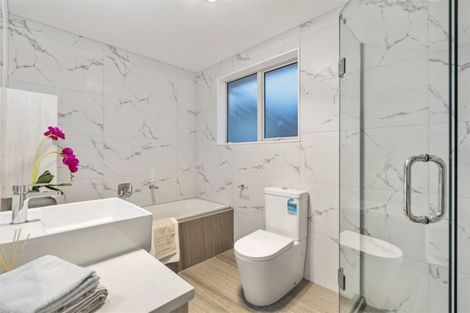 Photo of property in 24 Koropa Road, Flat Bush, Auckland, 2019