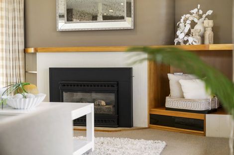 Photo of property in 131b Oceanbeach Road, Mount Maunganui, 3116