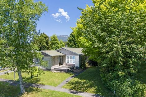 Photo of property in 17 Te Iwiheke Place, Turangi, 3334