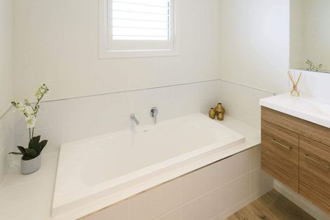 Photo of property in 4 Kuaka Rise, Omokoroa, 3114