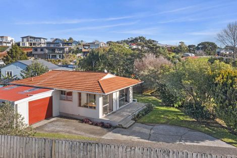 Photo of property in 1 Sunshine Rise, Raglan, 3225
