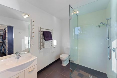 Photo of property in 901 State Highway 1, Te Horo, Otaki, 5581