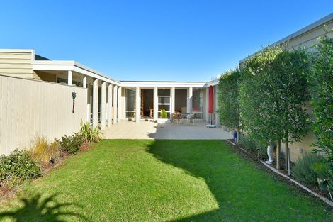 Photo of property in 58 Settlers Grove, Orewa, 0931