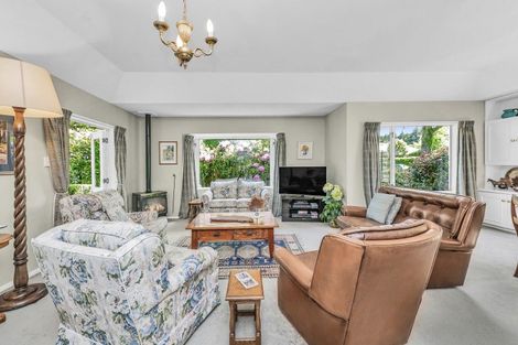 Photo of property in 30 Oakden Drive, Darfield, 7510