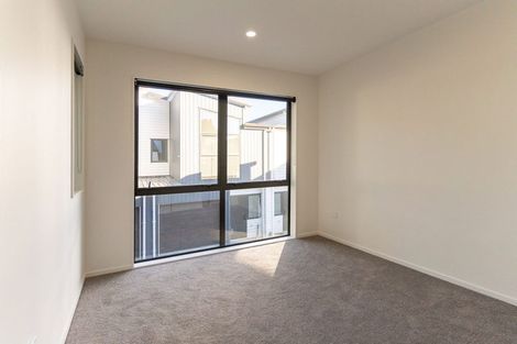 Photo of property in 16 Rangimarie Close, Opaheke, Papakura, 2113