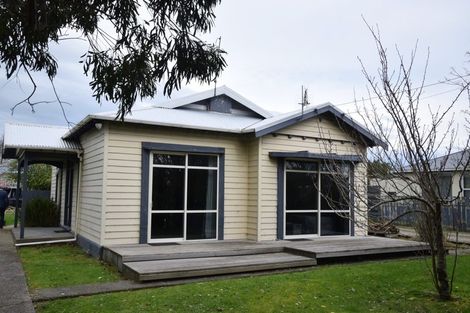 Photo of property in 74 Dalry Street, Wallacetown, 9816