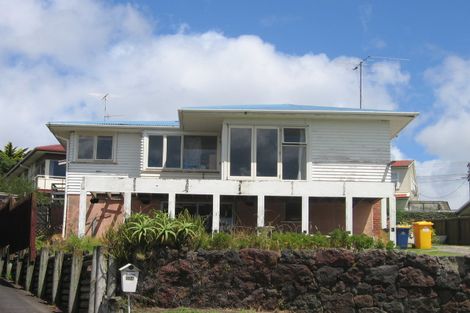 Photo of property in 2/52 Corunna Road, Milford, Auckland, 0620