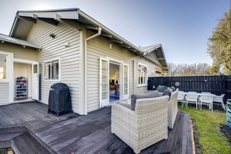 Photo of property in 128 Vigor Brown Street, Napier South, Napier, 4110