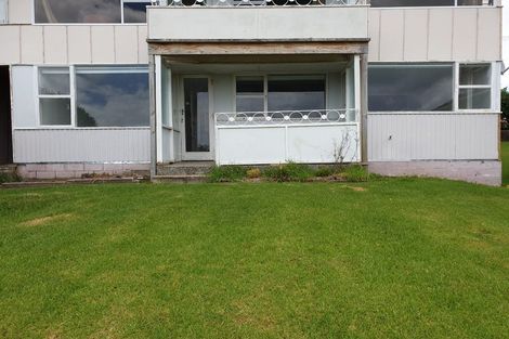 Photo of property in 3/26 Mellons Bay Road, Howick, Auckland, 2014