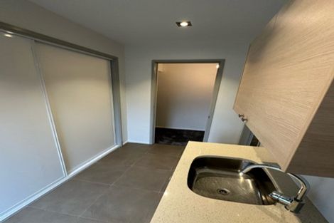 Photo of property in 18 Bryndwr Road, Fendalton, Christchurch, 8052