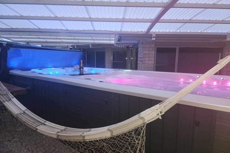 Photo of property in 14 Lowburn Avenue, Waipu, 0510