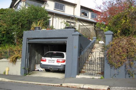 Photo of property in 30 Charlotte Street, Roslyn, Dunedin, 9010