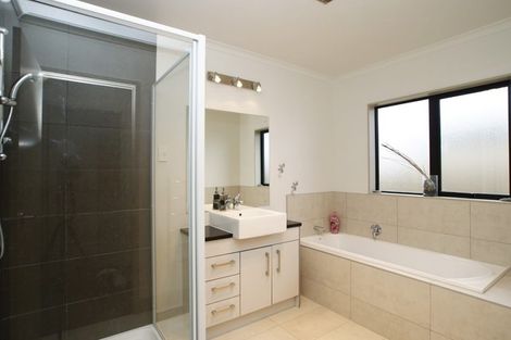 Photo of property in 12 Viking Lane, Flagstaff, Hamilton, 3210