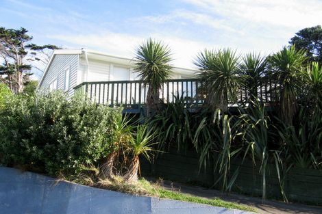 Photo of property in 2 Roiri Way, Titahi Bay, Porirua, 5022