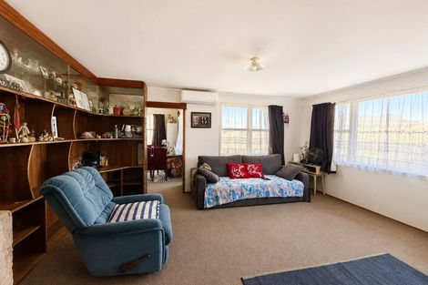 Photo of property in 12a Mcentee Street, Papakura, 2110