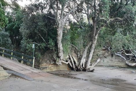 Photo of property in 8 Swann Beach Road, Stanmore Bay, Whangaparaoa, 0932