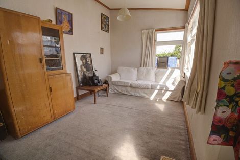 Photo of property in 30 Colenso Avenue, Hospital Hill, Napier, 4110