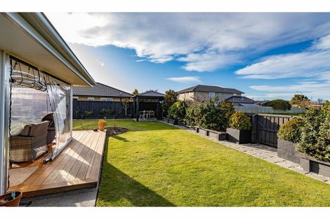 Photo of property in 22 Sequoia Way, Rangiora, 7400
