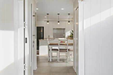 Photo of property in 14 Toi Place, Papamoa, 3118