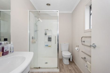 Photo of property in 3/50 Banbury Crescent, Fairfield, Hamilton, 3214