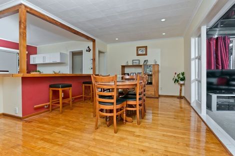 Photo of property in 86 Carlisle Road, Browns Bay, Auckland, 0632