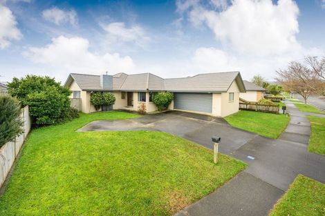 Photo of property in 161 Pacific Drive, Fitzherbert, Palmerston North, 4410