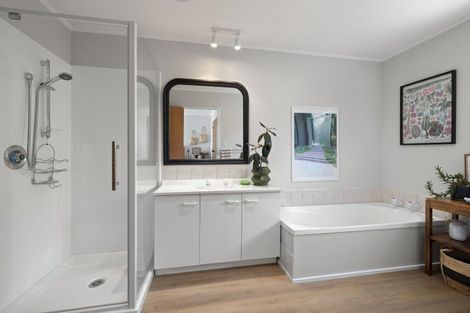Photo of property in 19 Palm Parade, Riversdale Beach, Masterton, 5872