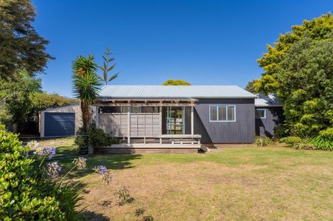 Photo of property in 113 Manuka Place, Matarangi, Whitianga, 3592
