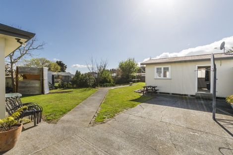 Photo of property in 39 Dundas Road, Sanson, 4817