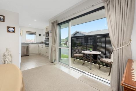 Photo of property in 6 Bridgewater Way, Pyes Pa, Tauranga, 3112