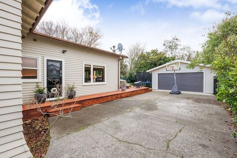 Photo of property in 14 Rangitane Street, Palmerston North, 4414