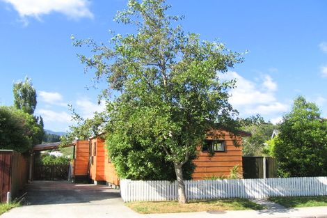 Photo of property in 7 Edmund Lomas Grove, Birchville, Upper Hutt, 5018