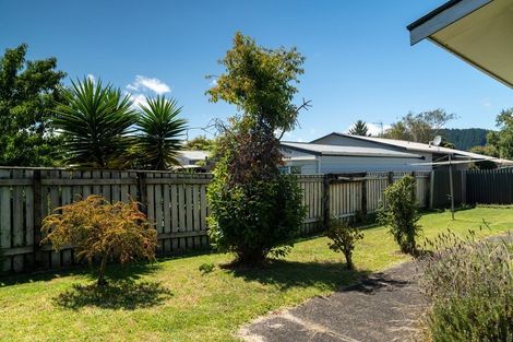 Photo of property in 2a Elder Grove, Paraparaumu, 5032