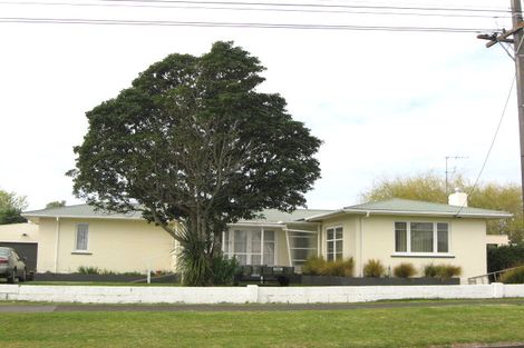 Photo of property in 153 Seaview Road, Westown, New Plymouth, 4310