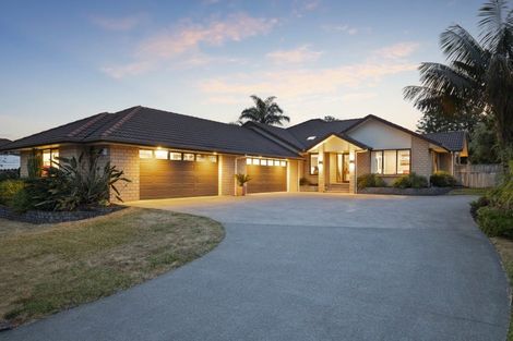 Photo of property in 55 Lough Bourne Drive, Pukekohe, 2120