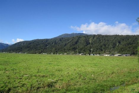 Photo of property in 34 Wanganui Flat Road, Harihari, 7884