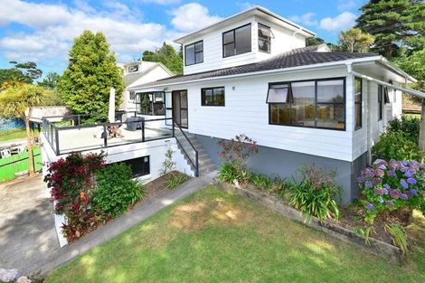 Photo of property in 197 Wade River Road, Wade Heads, Whangaparaoa, 0932