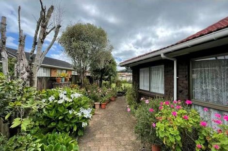 Photo of property in 50 Sunderlands Road, Half Moon Bay, Auckland, 2012